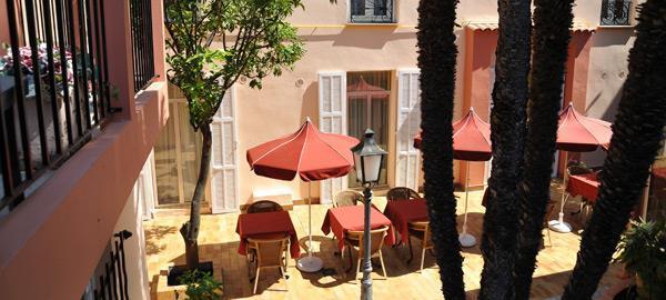 Riviera 3*